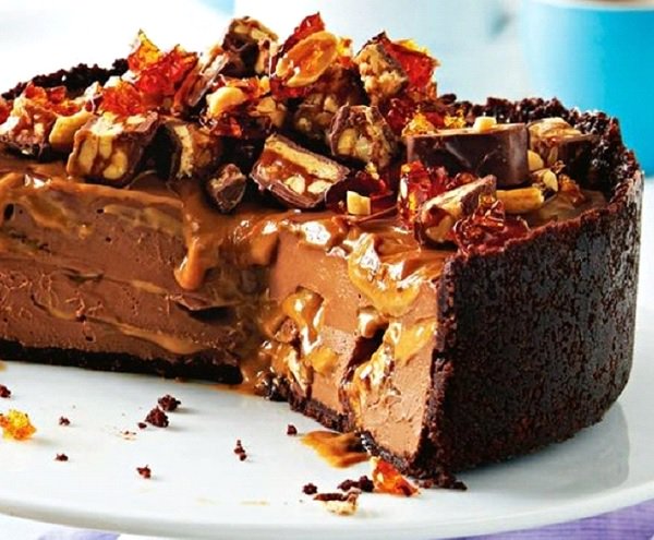 طريقة تحضير حلى شوكولاتة السنكرز طريقة تحضير حلى شوكولاتة السنكرز